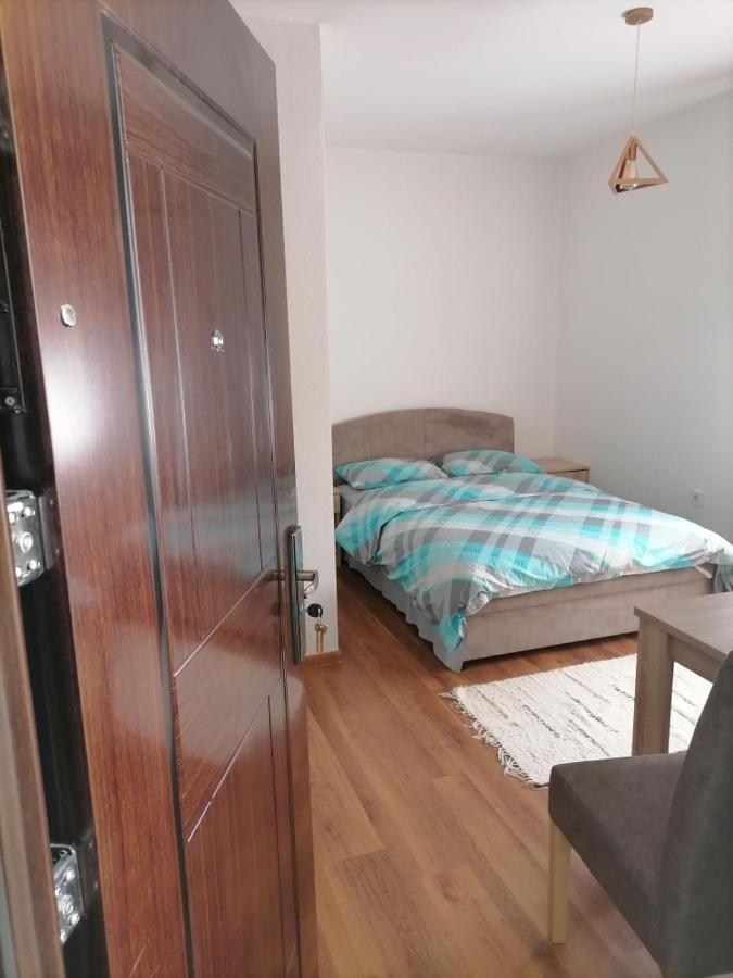 Apartmani 15 Cetinje Exterior foto